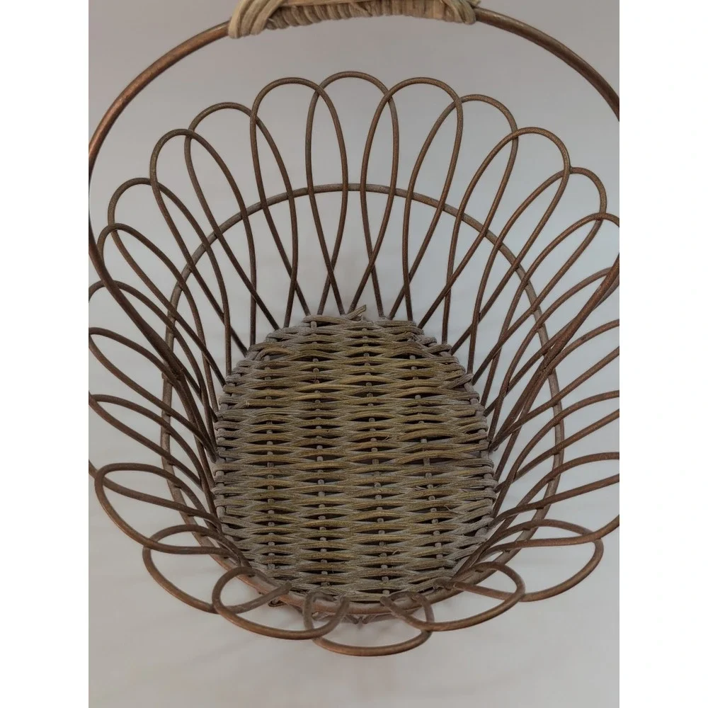 Vintage Bronze Wire Scalloped Petal Basket Woven Wicker Base Farmhouse Decor